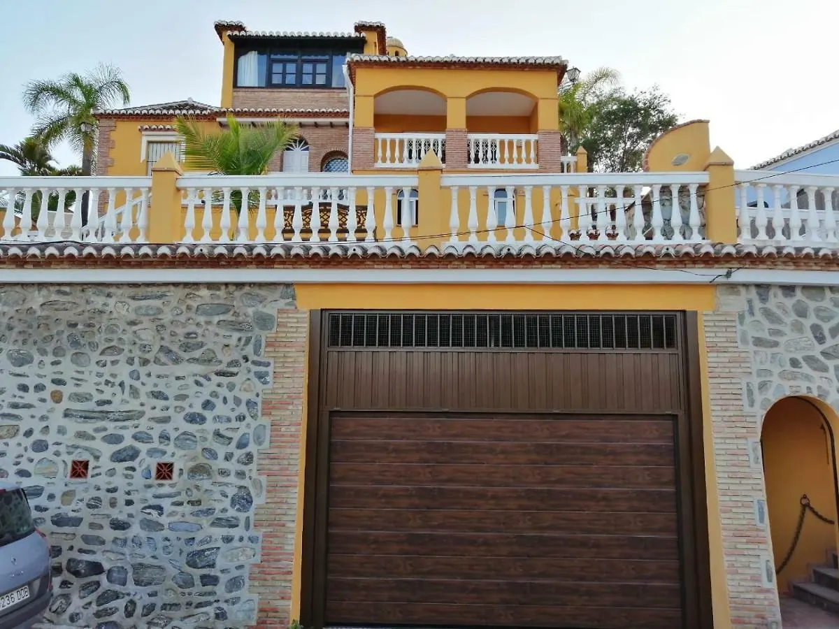 Chalet Con Piscinas Y Vistas De Ensueno Almunecar